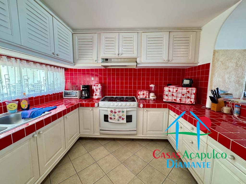 Brisas Diamante T7 199 - Cocina 2